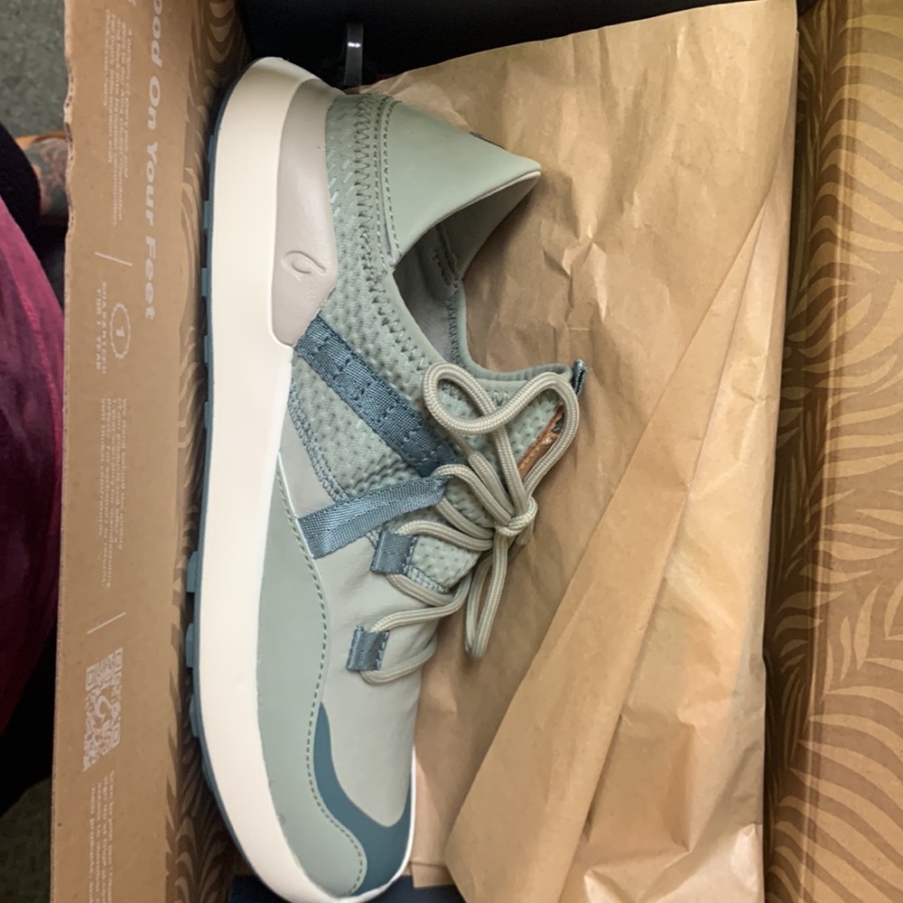 Olukai Kawela Womens Golf Shoes NWT Size 8